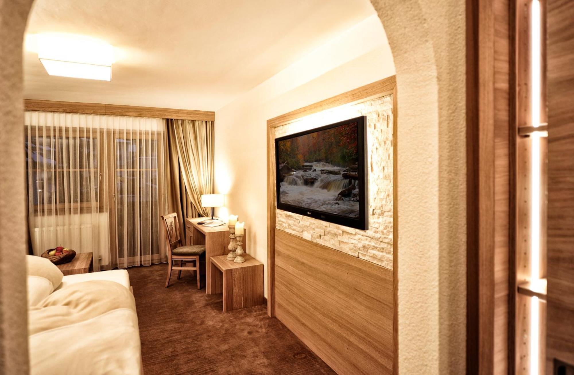 Salnerhof Superior Lifestyle Resort อิสชเกิล ห้อง รูปภาพ